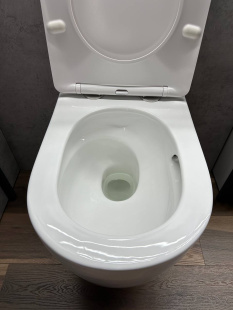 Подвесной унитаз Roxen Vortex смыв "Торнадо" с сидением (530160-01)